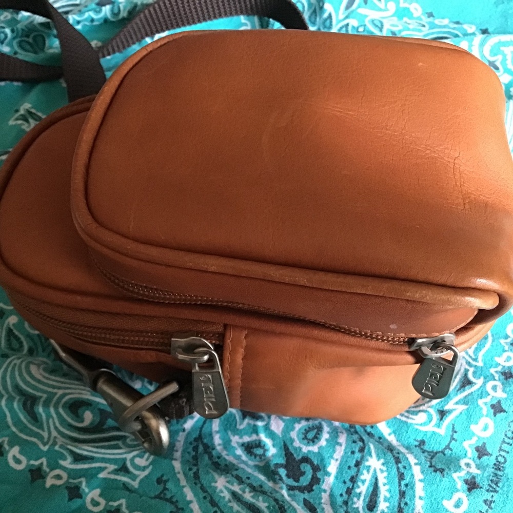 Piel leather camera bag like new… clean
